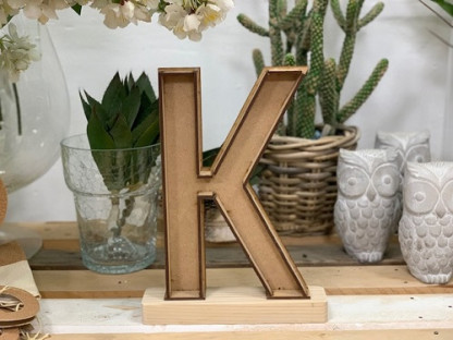LETRA MADERA K