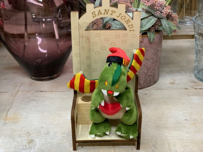 BASE CADIRA CASTELL SANT JORDI.