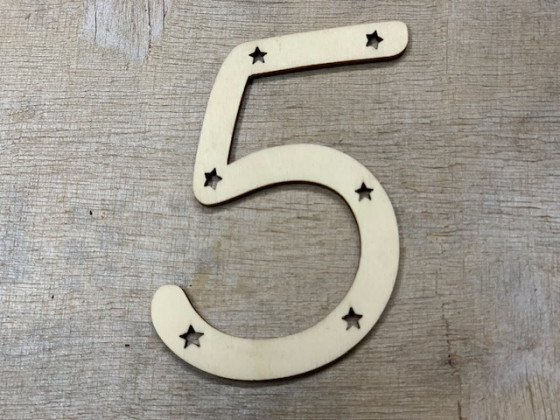 NÚMERO MADERA 5