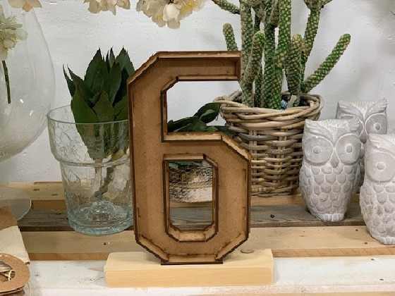 NUMERO MADERA 6