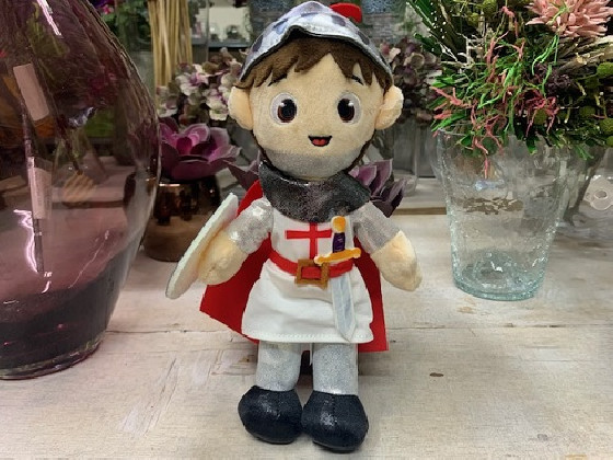 PELUCHE CAVALLER SANT JORDI 25X14CM