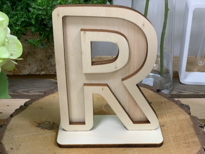 LETRA MADERA R