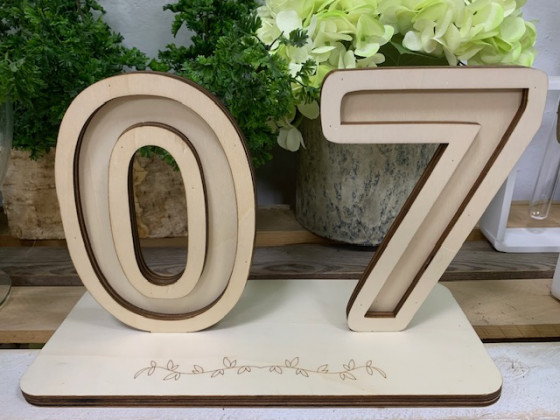 NÚMERO 7 PARA BASE MADERA