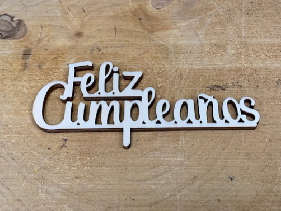 LETRA MADERA "FELIZ CUMPLEAÑOS" PAQ X 12UNI
