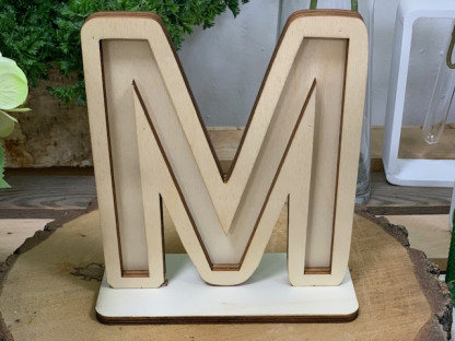 LETRA MADERA M