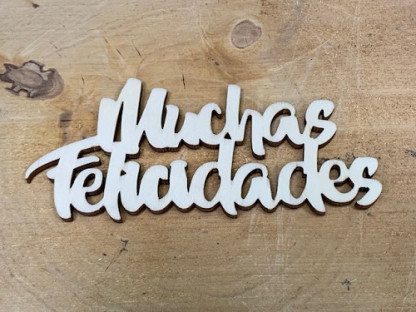 LETRA MADERA "MUCHAS FELICIDADES" PAQ X 12UNI